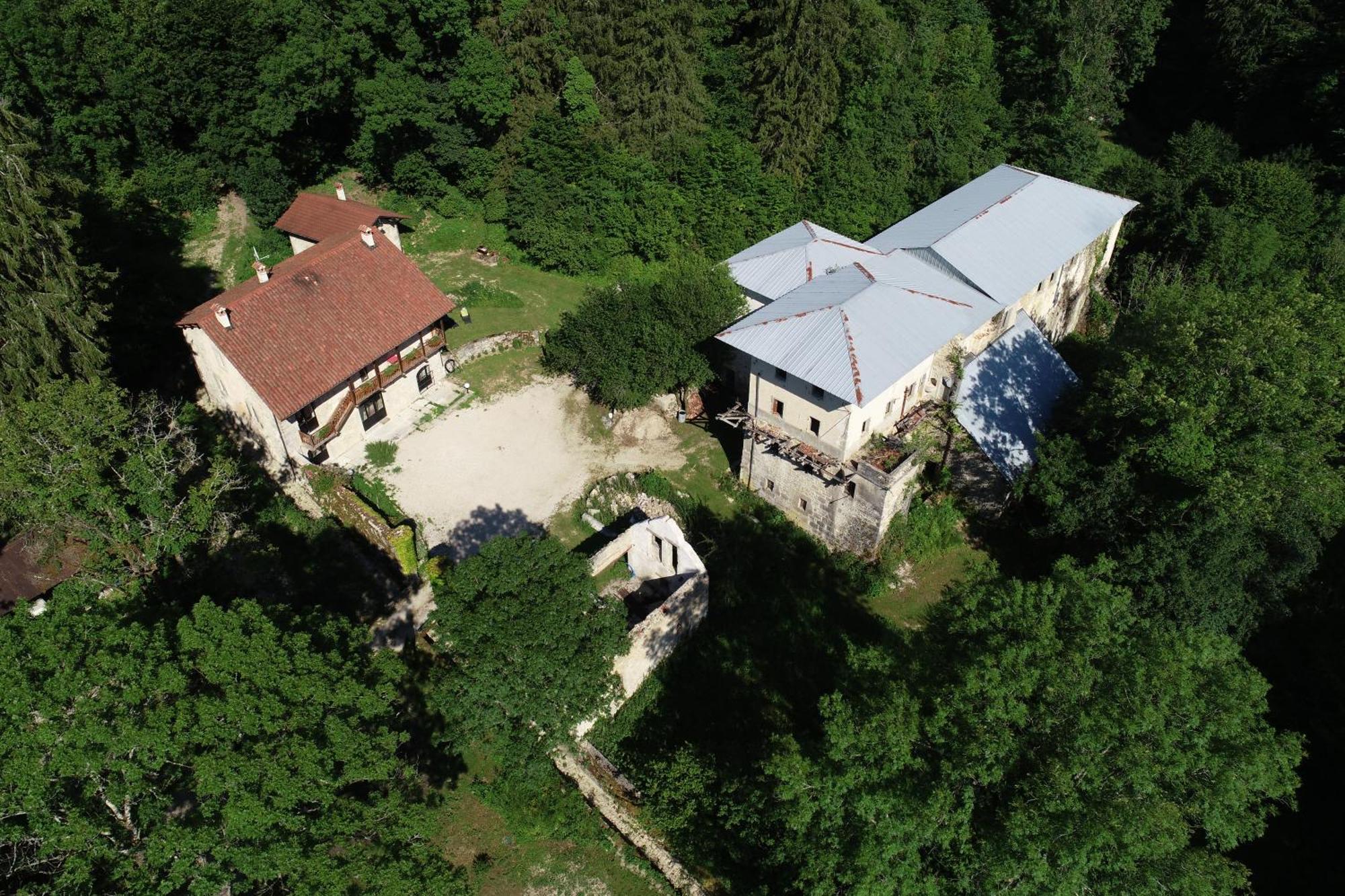 Les Chambres De Liane Cerdon  Exteriör bild